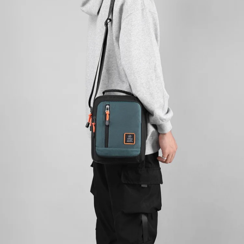 Multi-Function Men's Bag High  - Tablet Shoulder Bag 评论和价格