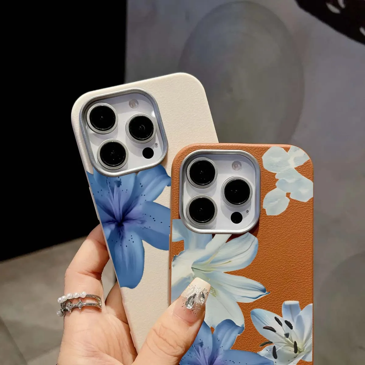 Elegant Blue Lily Fashion Patt - Xiaomi Redmi Note 14 评论和价格